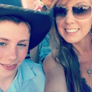 Meet your Posher, Charlana